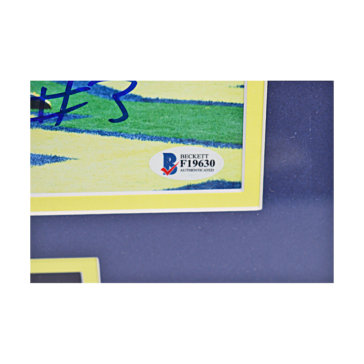 Rashan Gary Signed Michigan Wolverines 8x10 vs UCF Framed Photo (Beckett COA) - Sticker View
