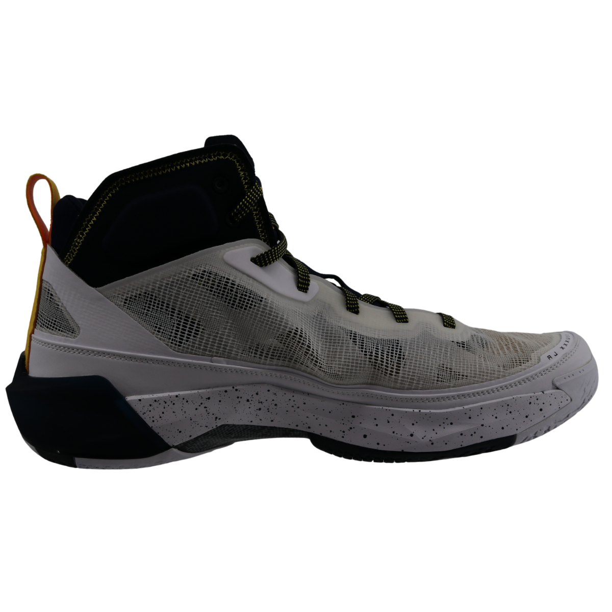 Nike Air Jordan Air XXXVIII Michigan Wolverines P White Amarillo - Inside View