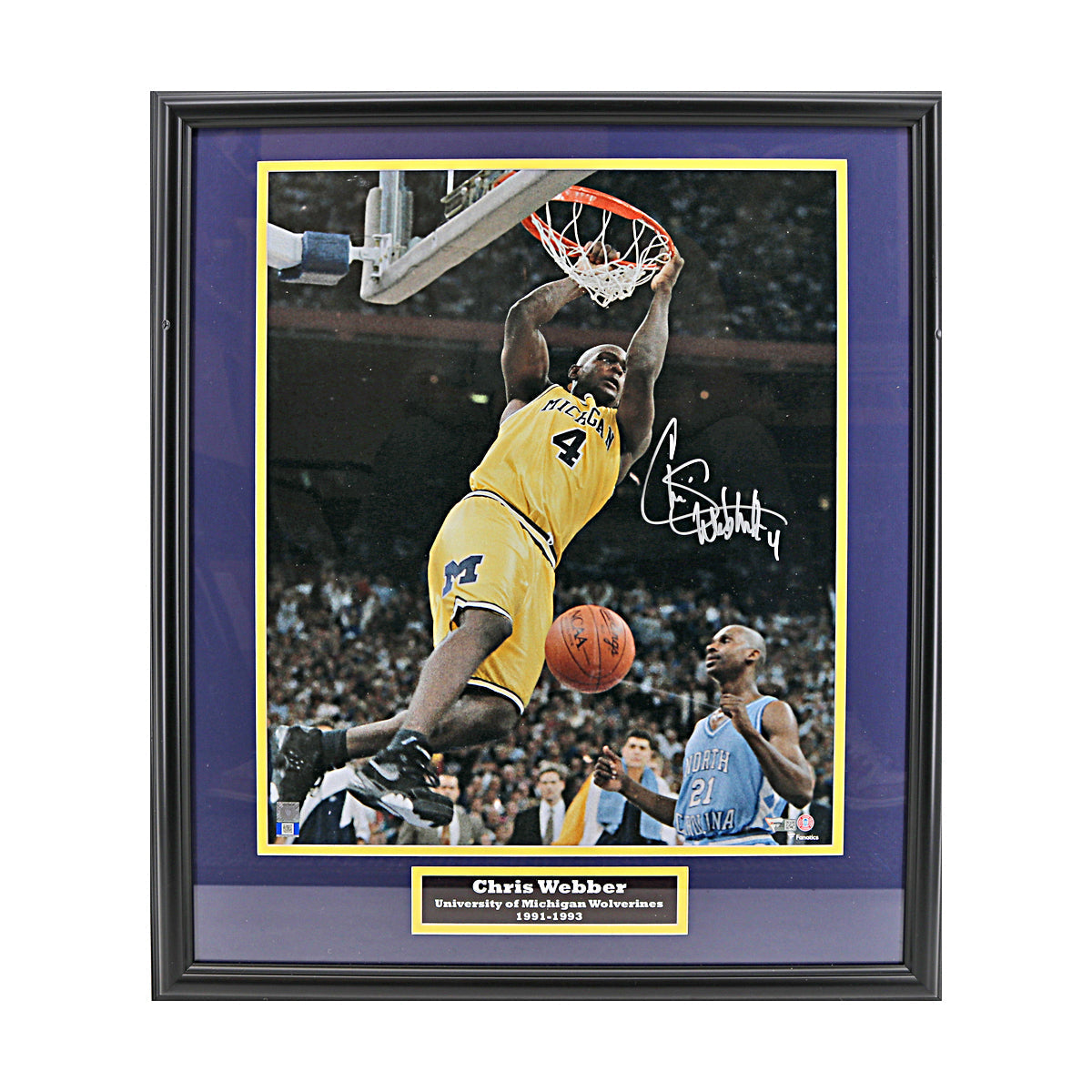 Chris Webber Signed Michigan Wolverines 16x20 Dunking Framed Photo (Fanatics) - Front View