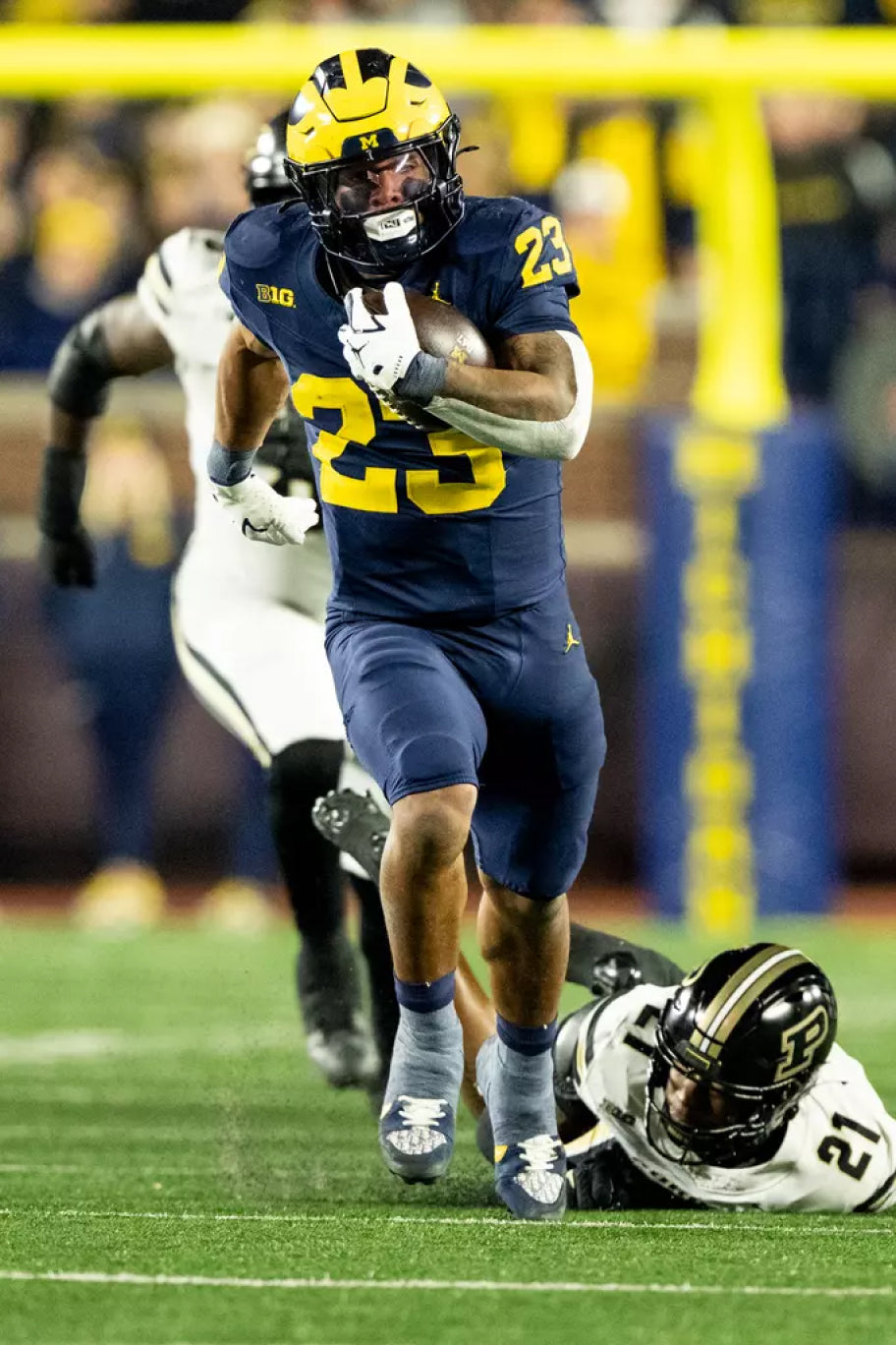 NFL NCAAフットボール　ミシガン・ウルヴァリンズ　ani革ジャン　ジップ Wolverines Football – The M Den Shop