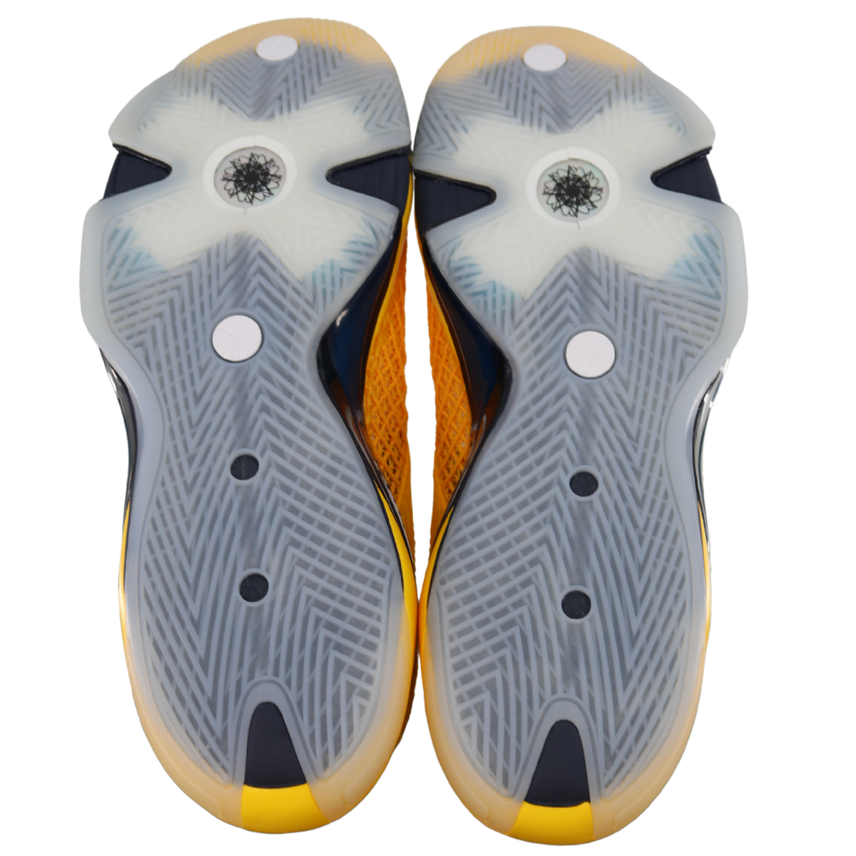 Nike Air Jordan Air XXXVIII Michigan Wolverines P White Amarillo - Under View 2