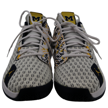 Air Jordan CP3.XII Michigan Wolverines "Road" - Front View